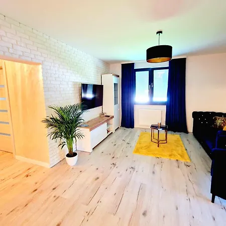 Ka-mon W Gory Apartment *